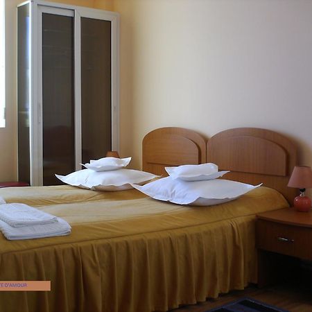Pension Cote D'Amour Moieciu de Jos Exterior photo